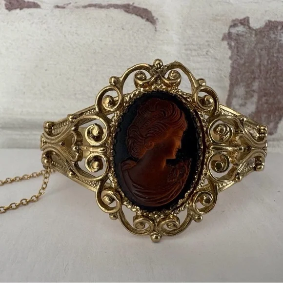 VTG Whiting & Davis Bracelet Gold Tone Amber Brown Intaglio Cameo Jewelry - Picture 4 of 14